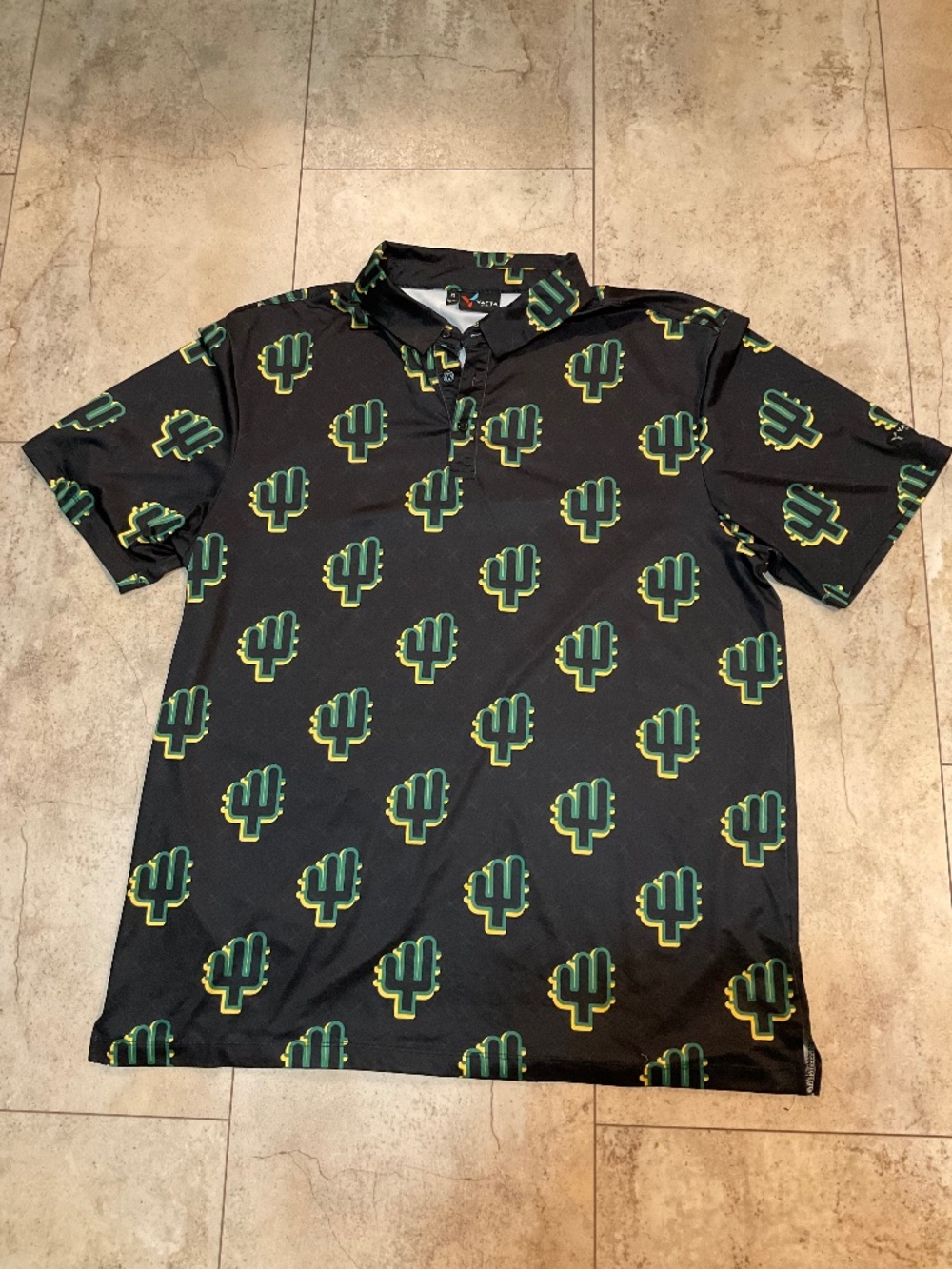 Yatta Golf Polo Shirt Mens XL Black Green Cactus Print Short Sleeve Performance